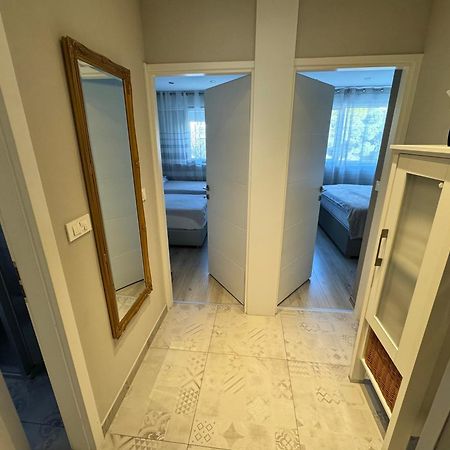 Apartment Astra With Private Parking Split Kültér fotó