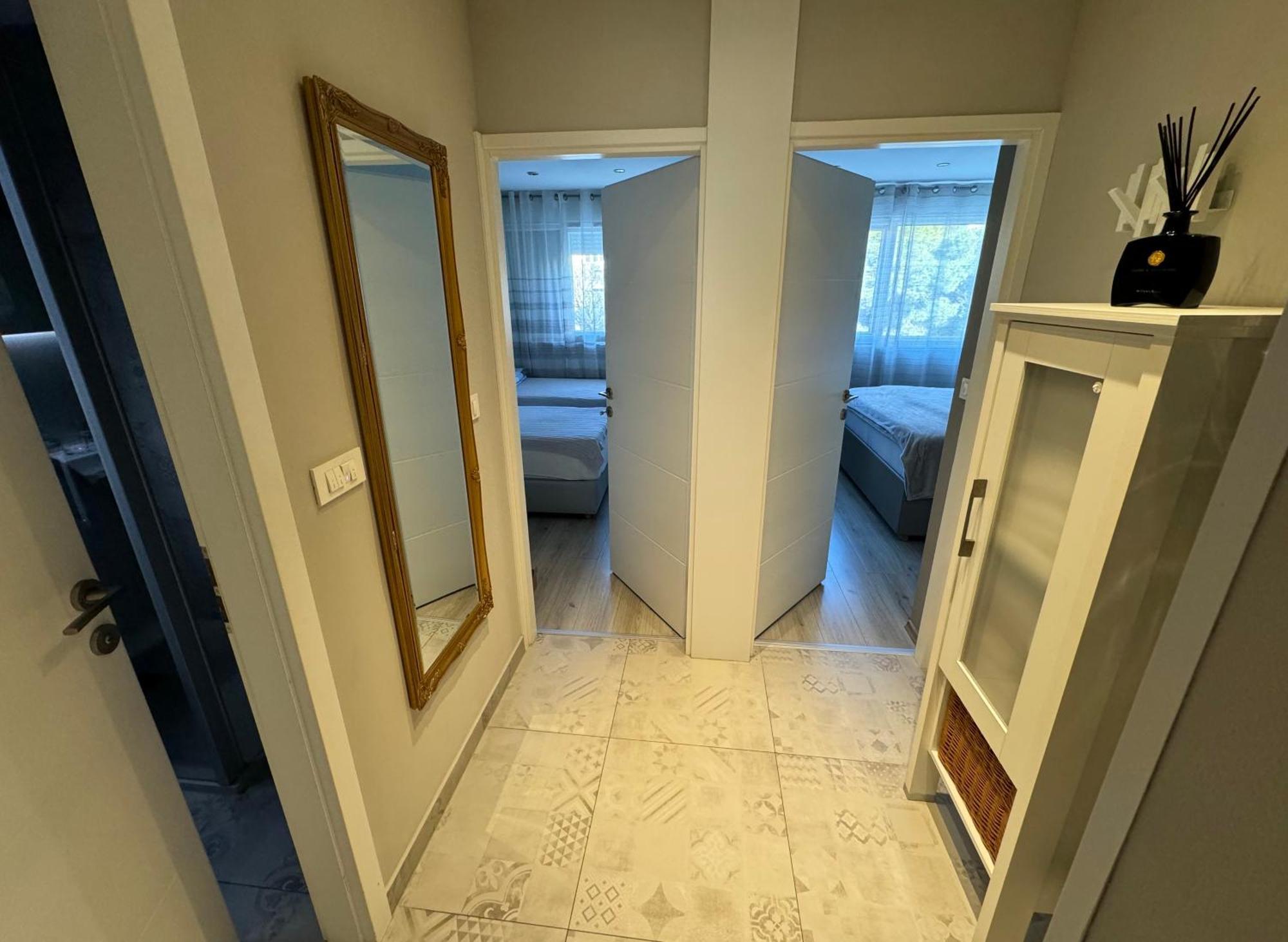 Apartment Astra With Private Parking Split Kültér fotó